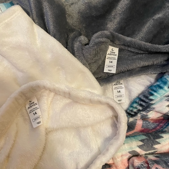 Justice for girl’s 3 pc pj set Sz 14 - Picture 2 of 2